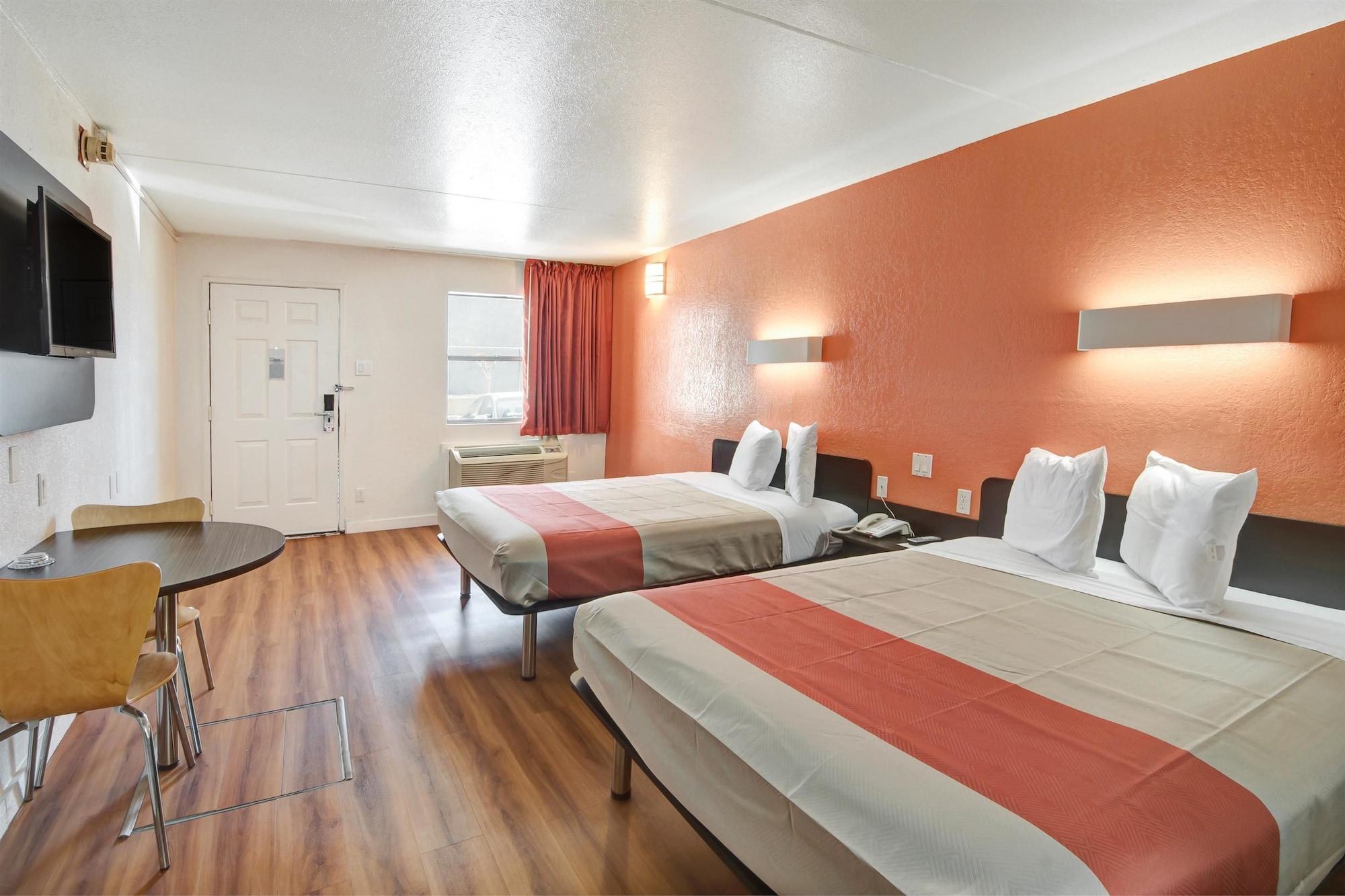 Motel 6-Dallas, Tx - Forest Lane Εξωτερικό φωτογραφία