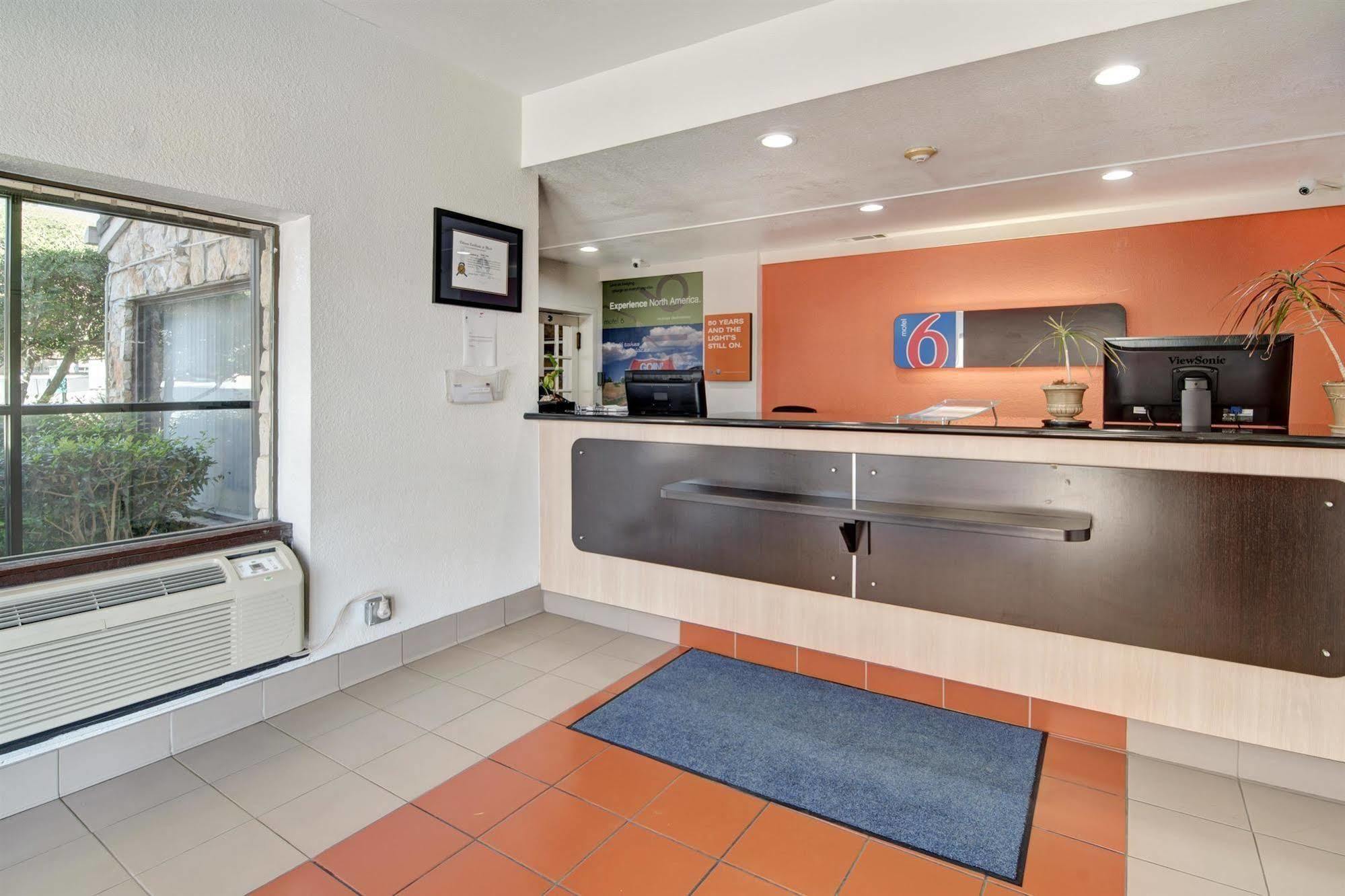Motel 6-Dallas, Tx - Forest Lane Εξωτερικό φωτογραφία