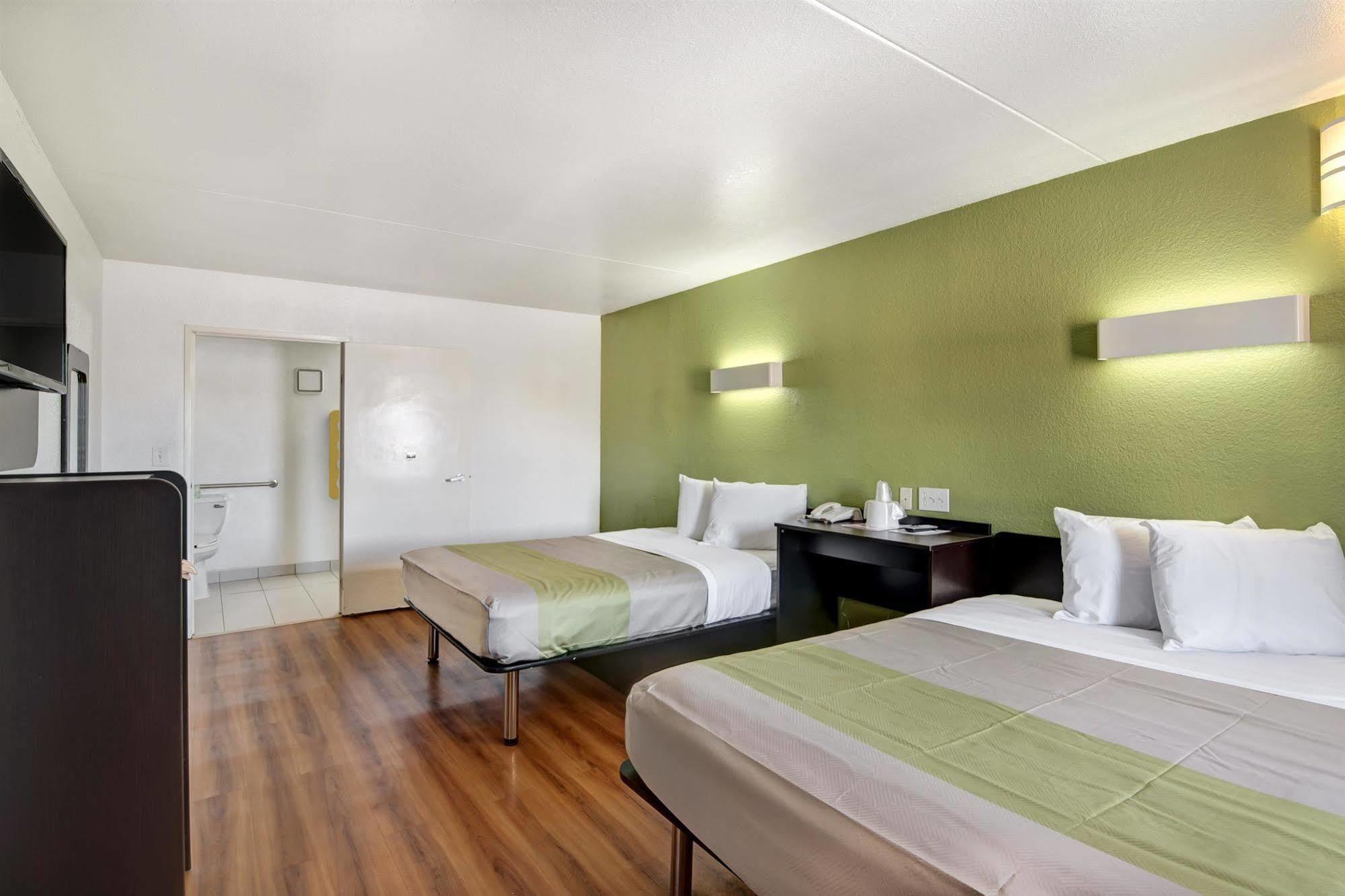 Motel 6-Dallas, Tx - Forest Lane Εξωτερικό φωτογραφία