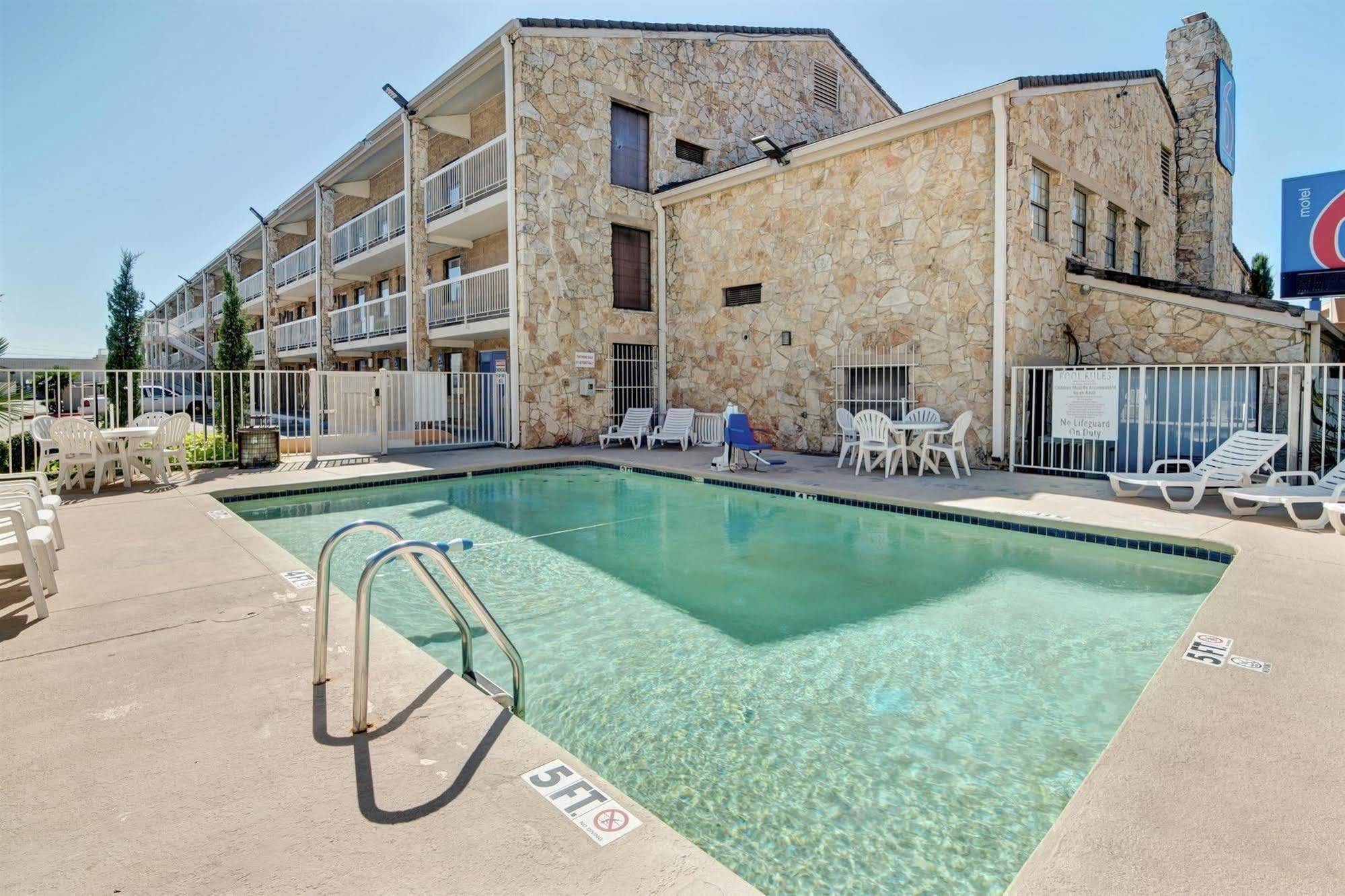 Motel 6-Dallas, Tx - Forest Lane Εξωτερικό φωτογραφία